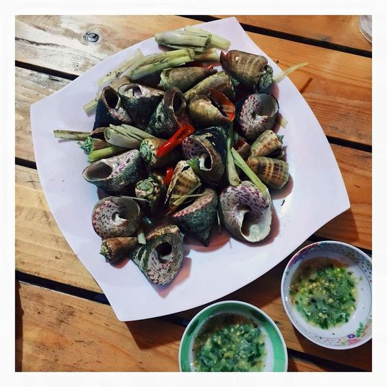 ốc cừ hấp