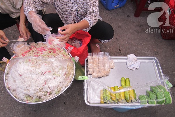 chợ cồn ăn vặt