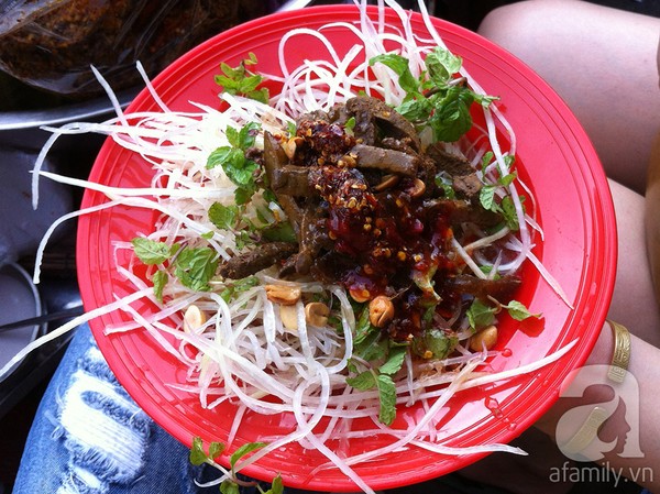 nộm chợ cồn