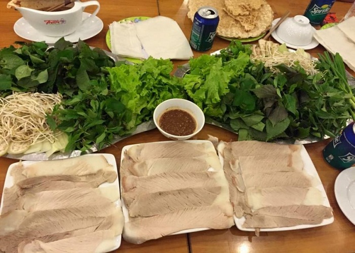 bánh tráng thịt heo hai đầu da