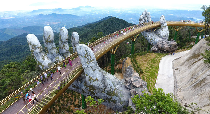 cầu vàng bà nà