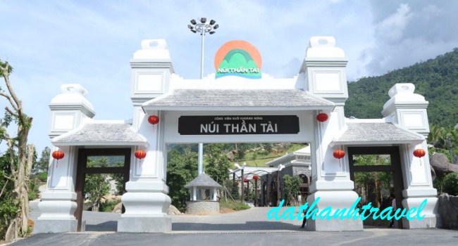 công viên suối khoáng nóng thân tài