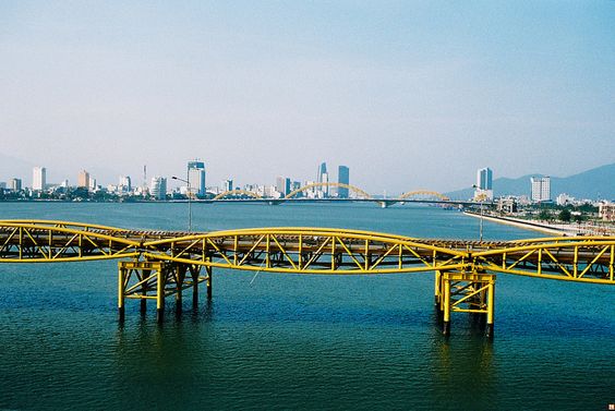 cầu nguyễn văn Trôi bắt qua sông hàn