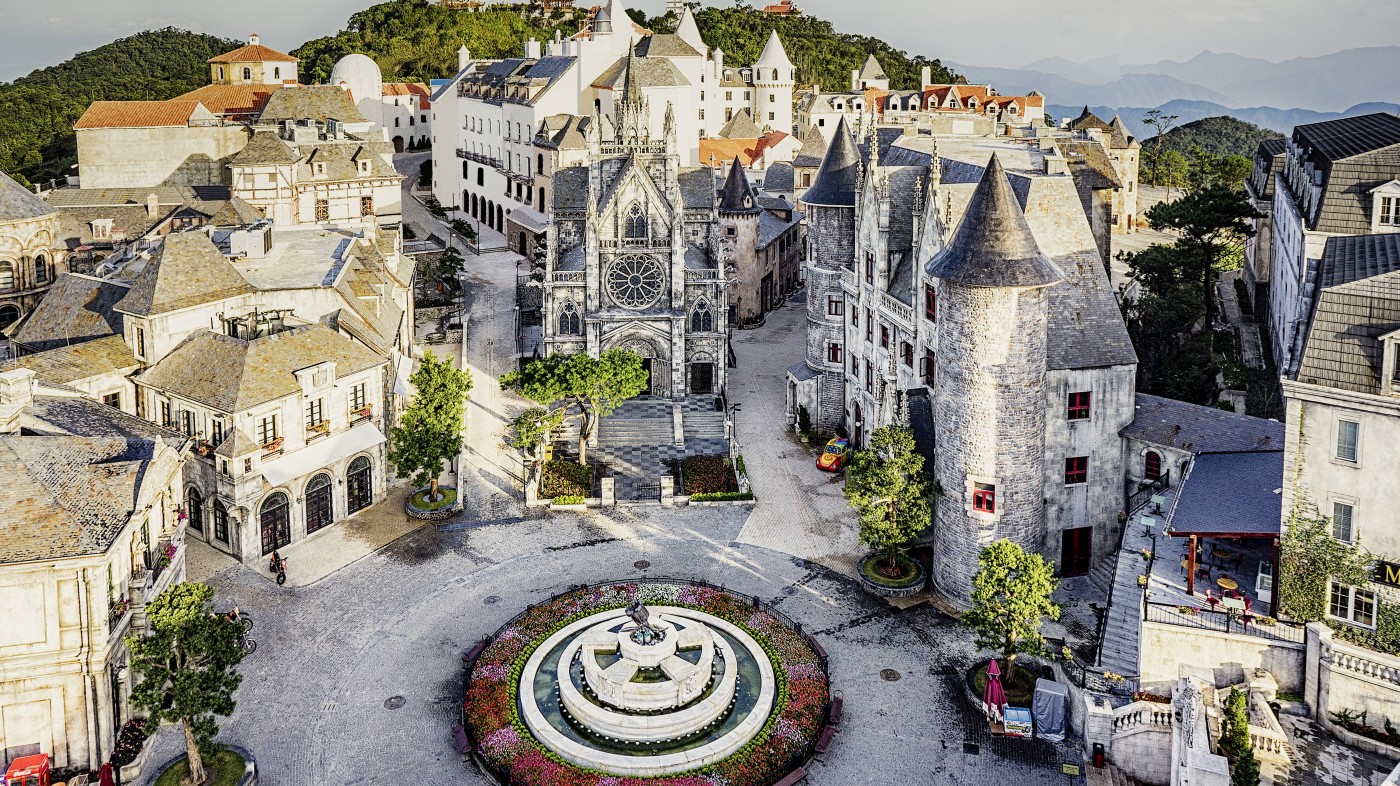​Làng Pháp Bà Nà Hills