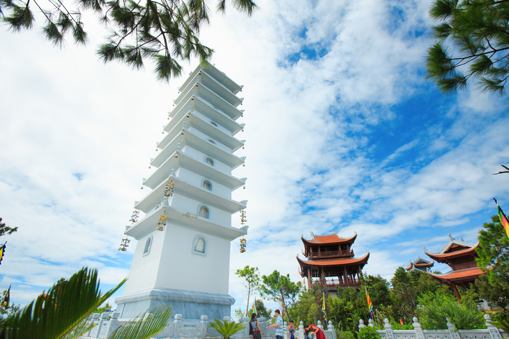 linh phong bảo tháp