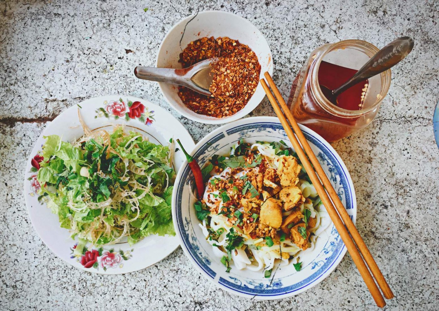 Tô mỳ gà đậm vị Quế Sơn vẫn còn giữ nguyên vẹn
