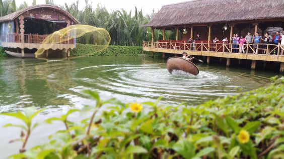 thuyền thúng rừng dừa