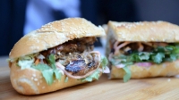 Công thức làm bánh mì được xuất bản thành sách ở nước ngoài