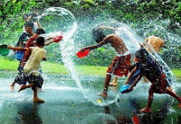 Đà Nẵng luôn luôn đẹp và mơ mộng trong những ngày mưa