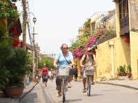 Du lịch 6 tháng đầu năm: Buồn nhiều hơn vui