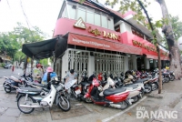 Long - Nơi hương cà-phê quyện gió